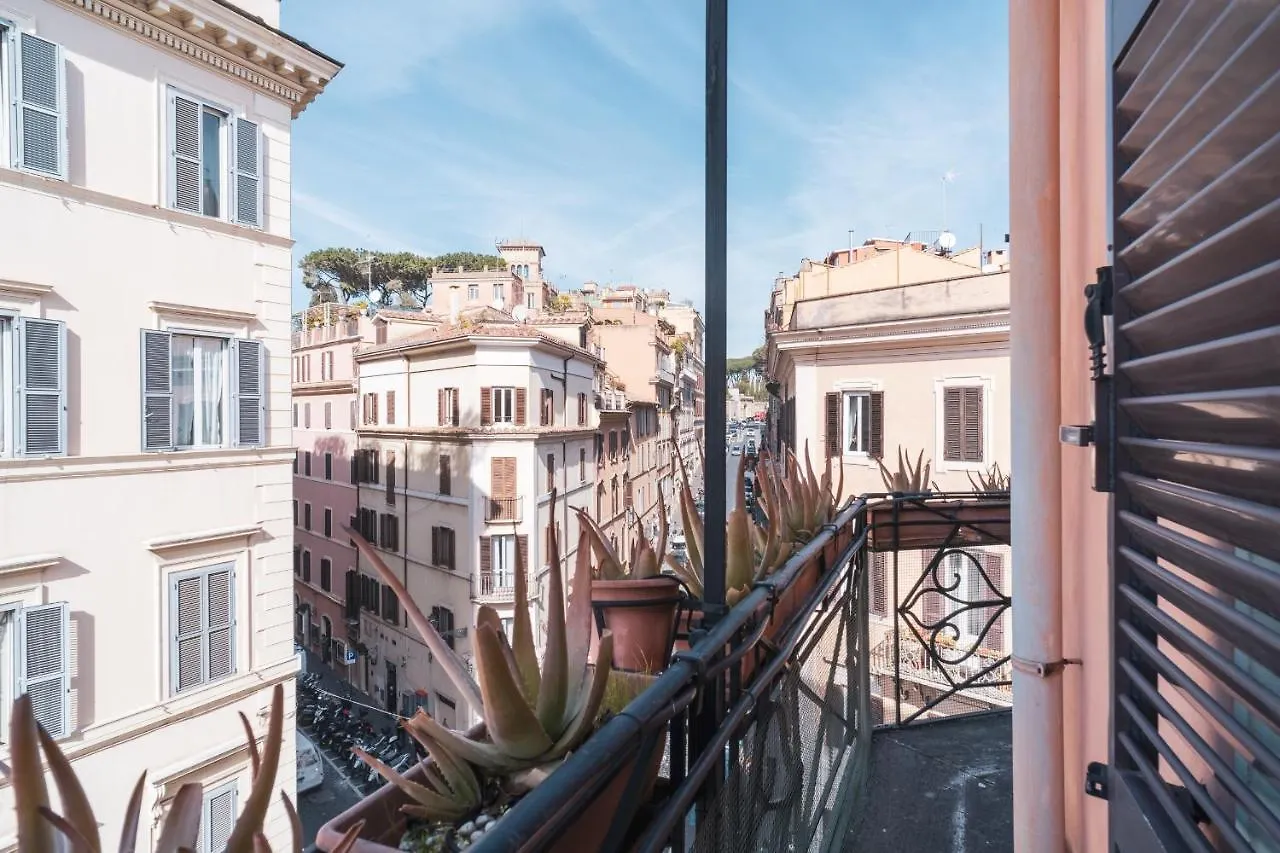 Guest house Golden Rooms Piazza Di Spagna Rome