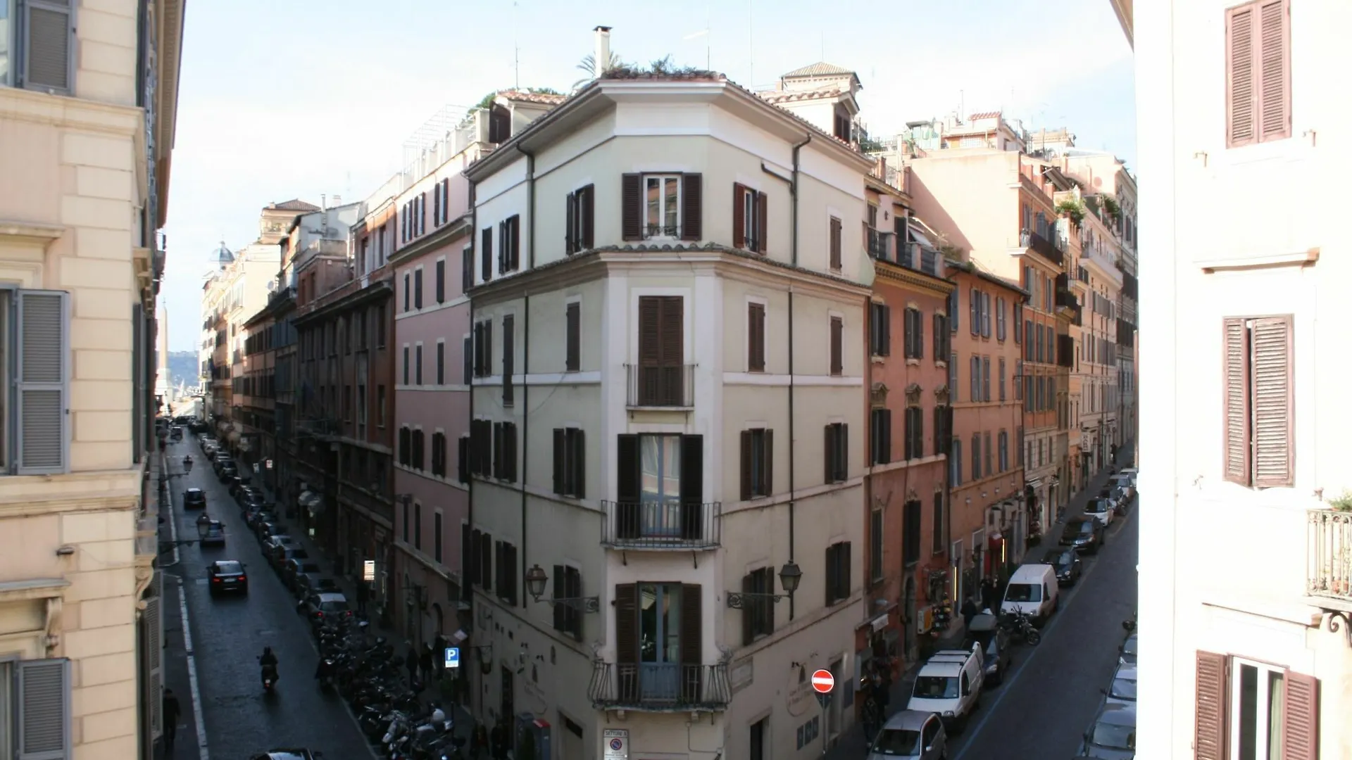 Golden Rooms Piazza Di Spagna Rome 3*,