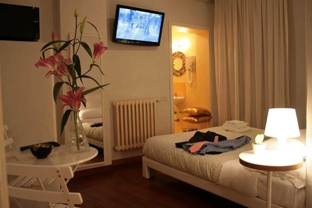 Golden Rooms Piazza di Spagna Roma 3*,  Italia
