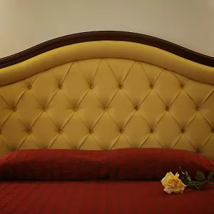 Domus Augusta Bed and Breakfast