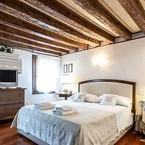  Apartment Luca's House Italy